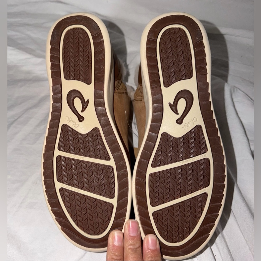 OluKai Mālua Hulu Shearling Slipper Bootie - Picture 8 of 9